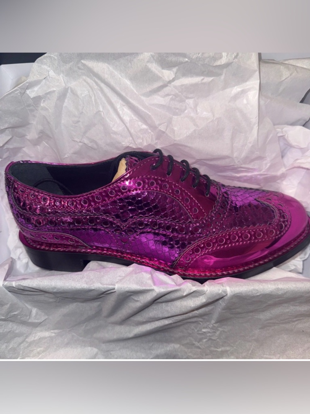 NEW The Office of Angela Scott Fuchsia Wingtip Oxford Lace-Up Flats Mr. Doubt